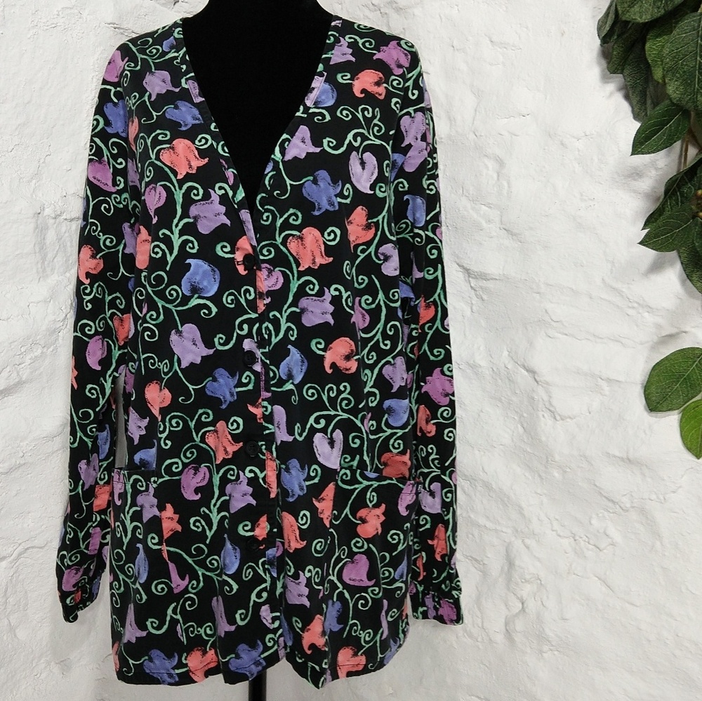 Flexx by Barco floral long sleeve scrub smock top